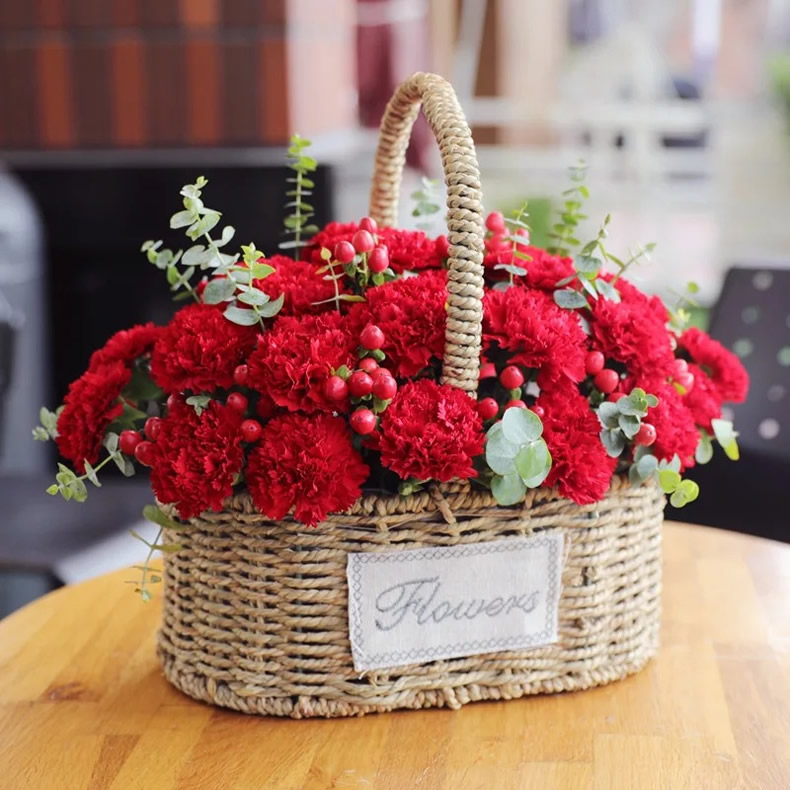 幸福安康_红色康乃馨花篮送中国-鲜花送中国-游子礼中国