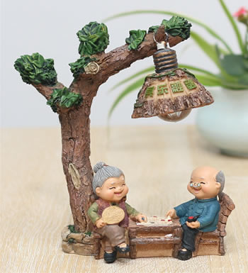 白头到老小夜灯-世界上美好的事情，是和你一起慢慢变老！